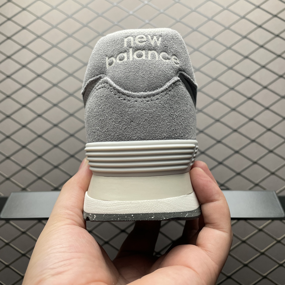 New Balance Sneakers-34