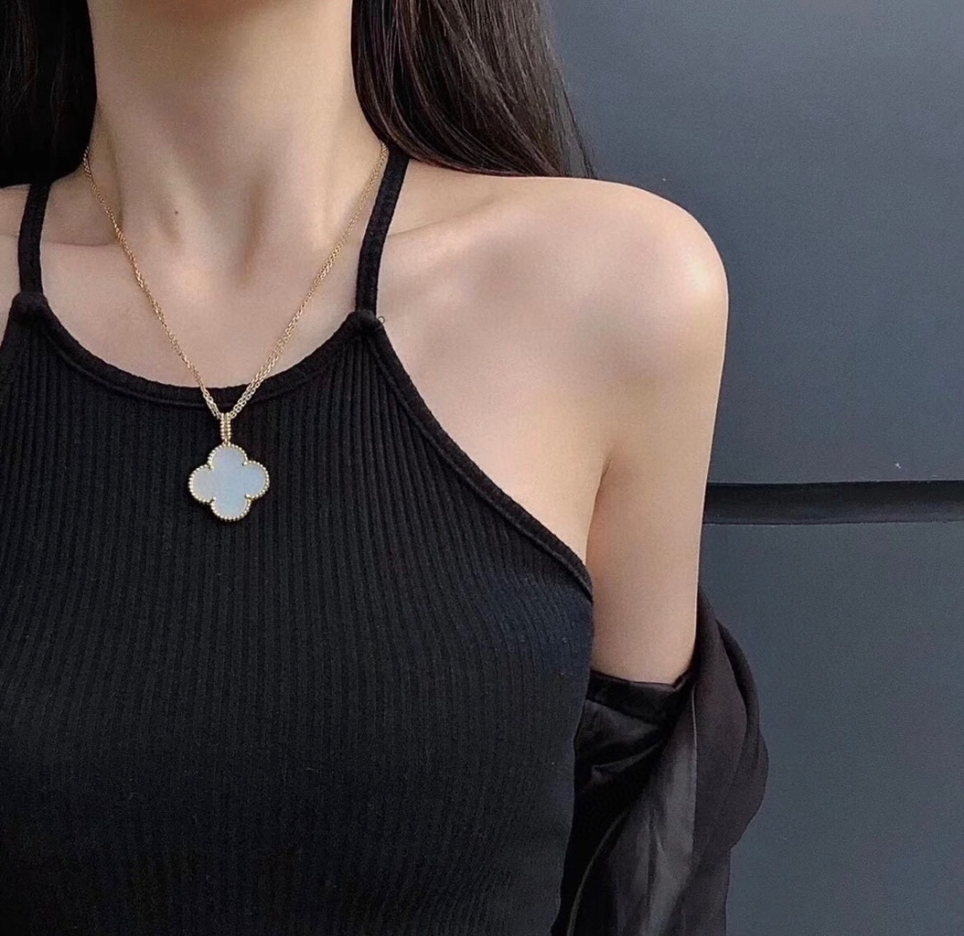 Van Cleef & Arpels necklace-44