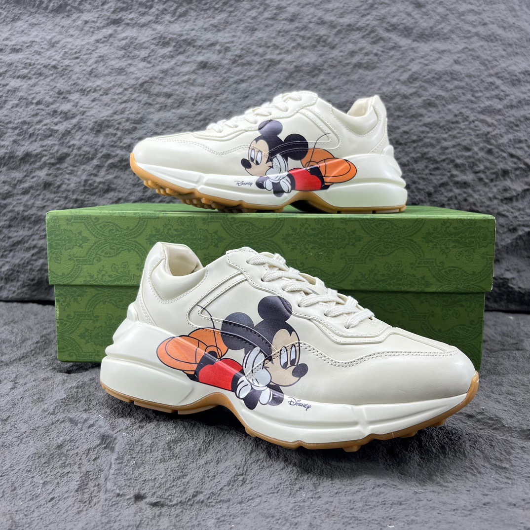 Gucci Sneakers-171