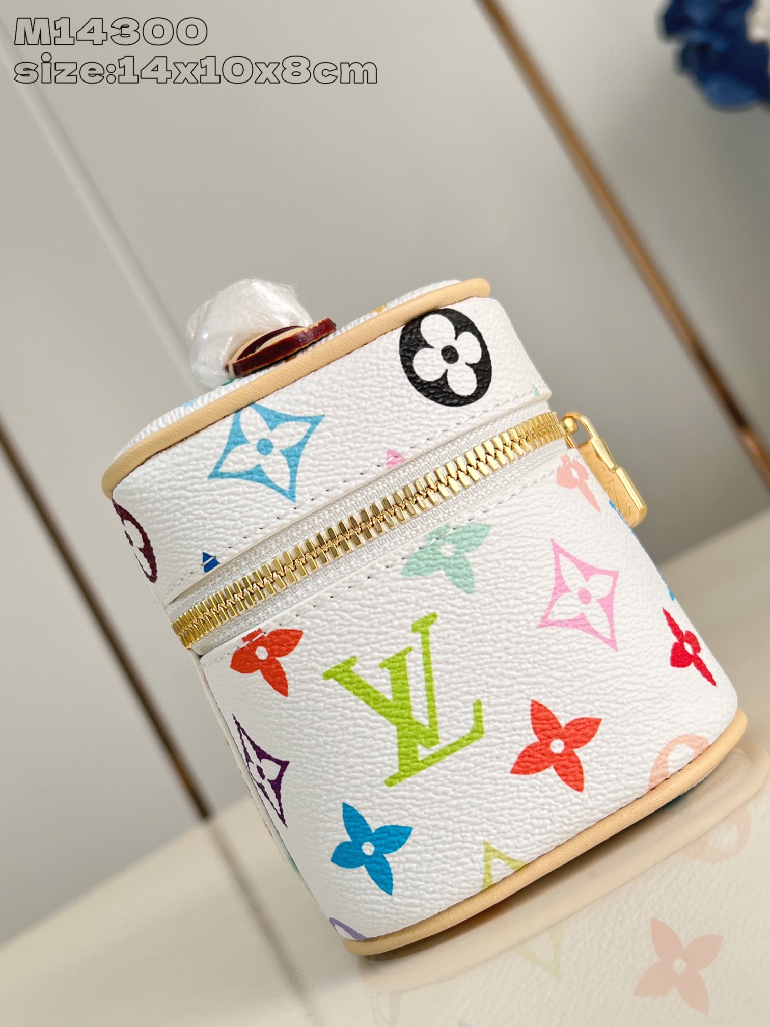 Louis Vuitton Hot New Product-47