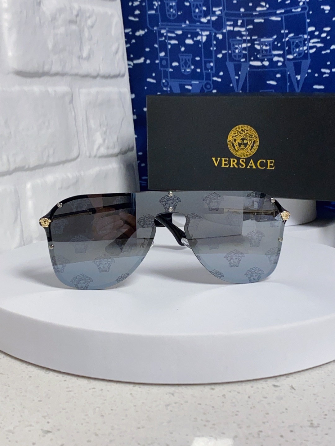 Versace glasses-15