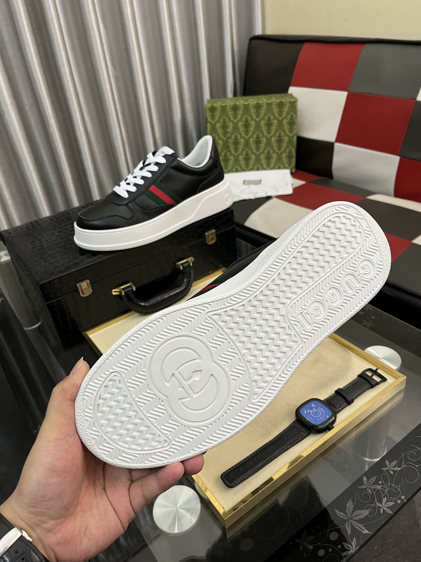 Gucci Sneakers-101