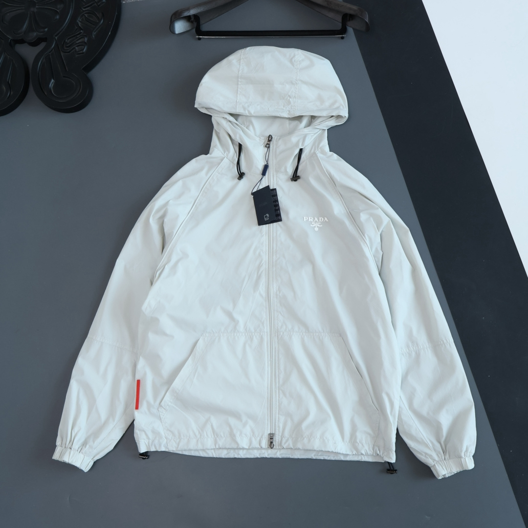 Prada Clothing-369