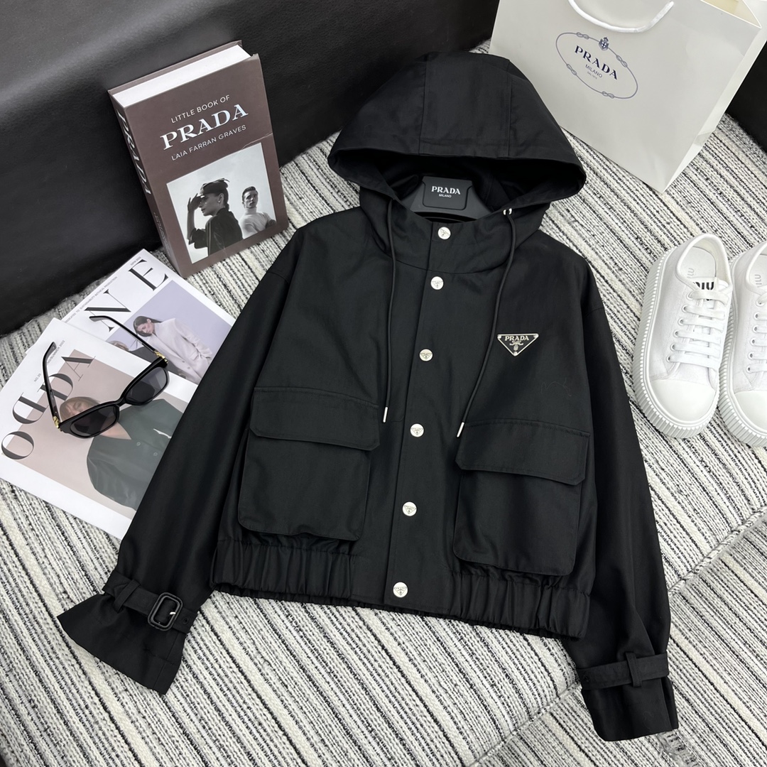 Prada Clothing-337