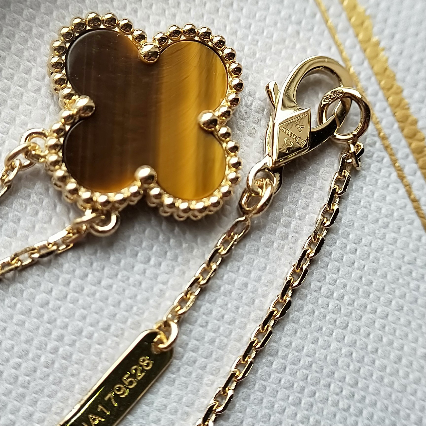 Van Cleef & Arpels necklace-119