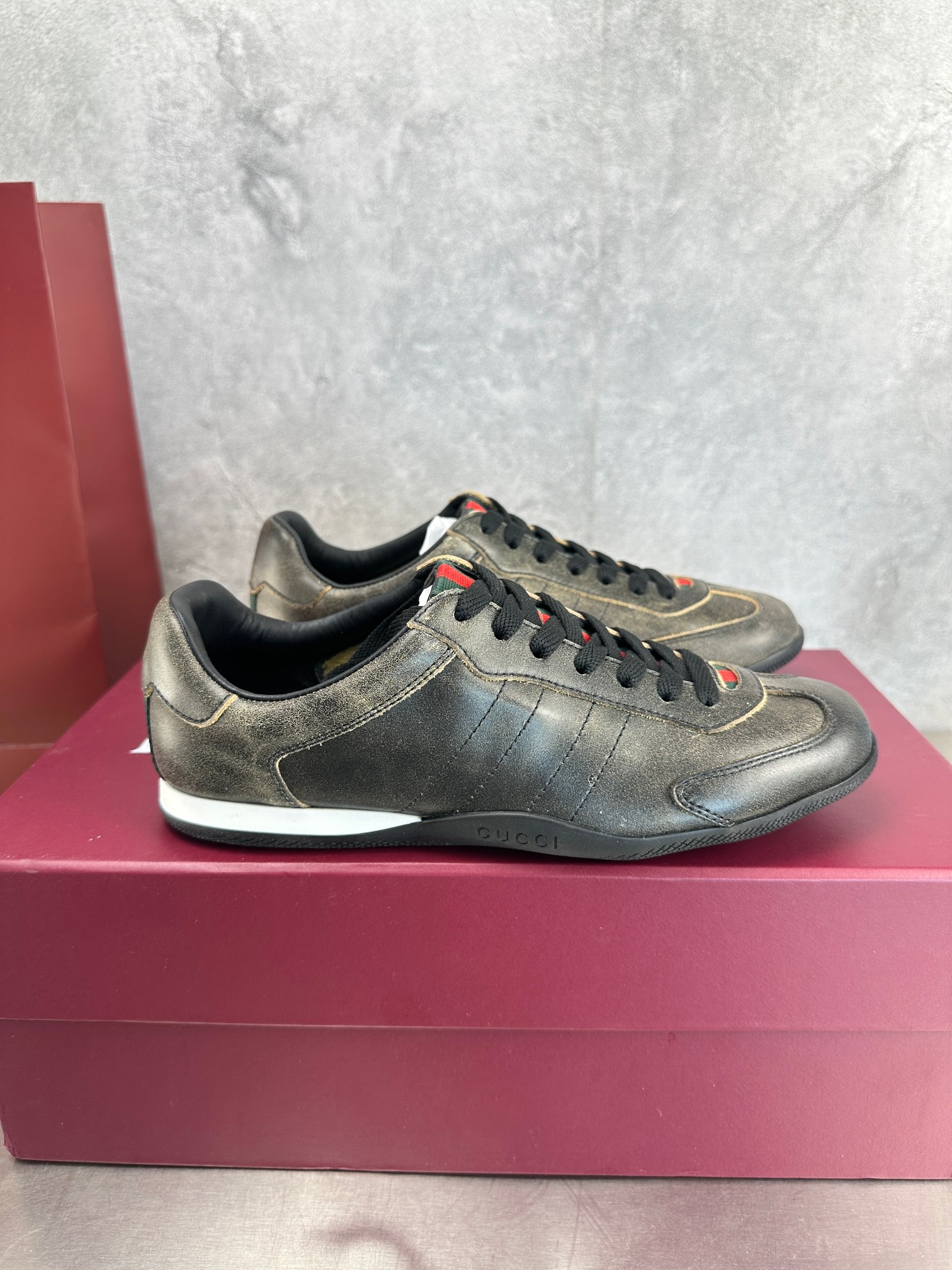 Gucci Sneakers-186
