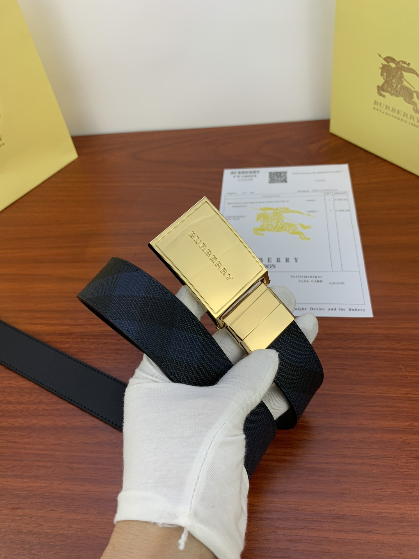 Burberry belt-109