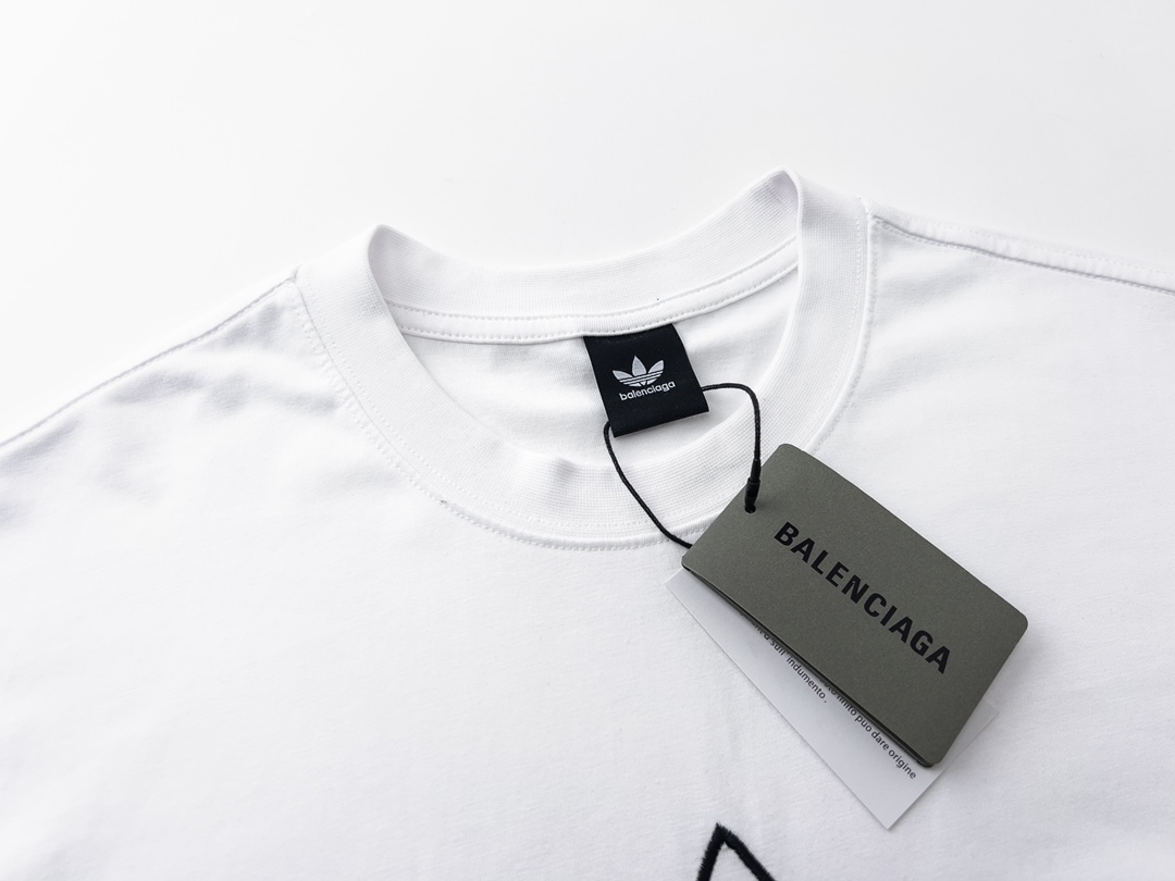 Balenciaga clothing-195