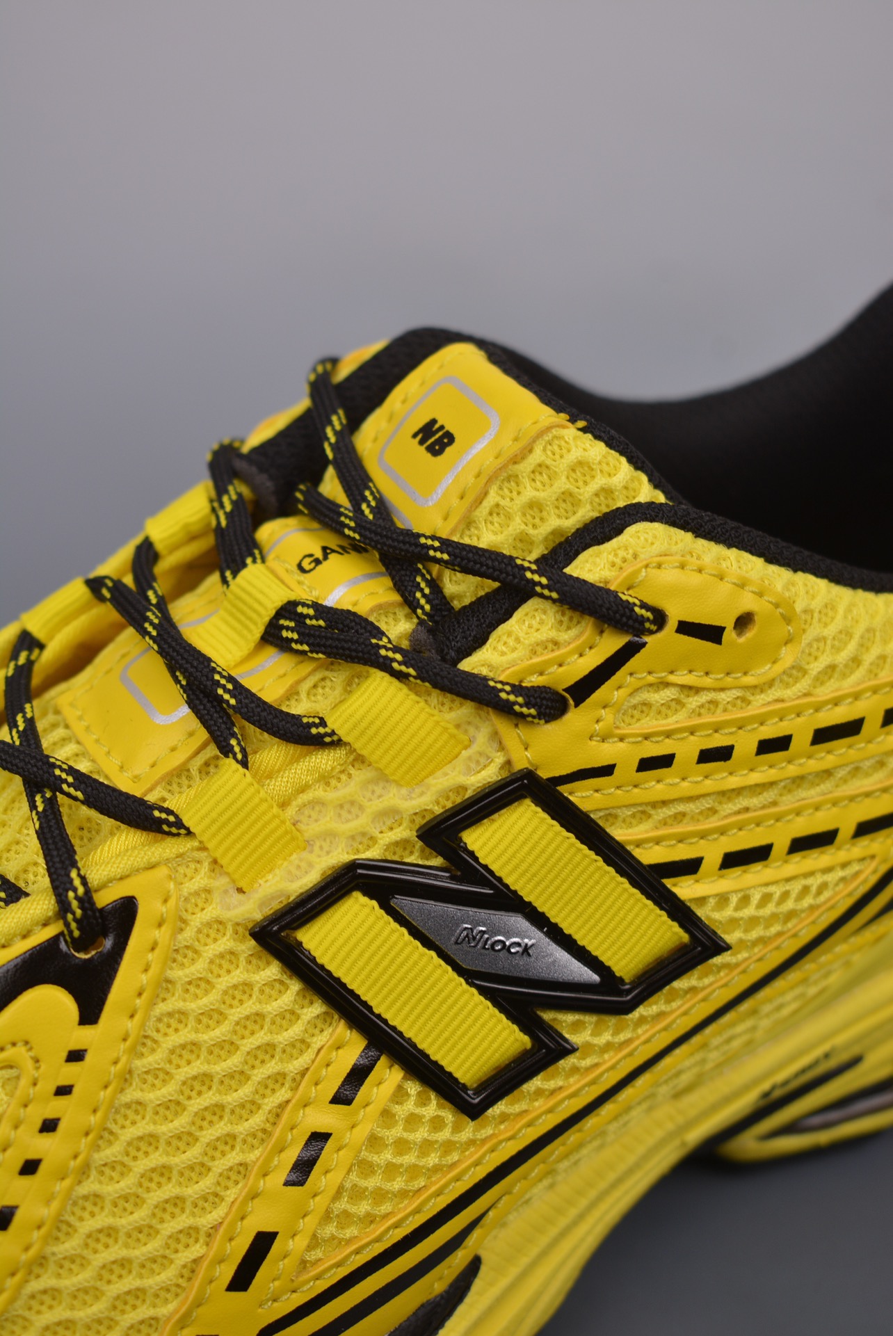 New Balance Sneakers-27