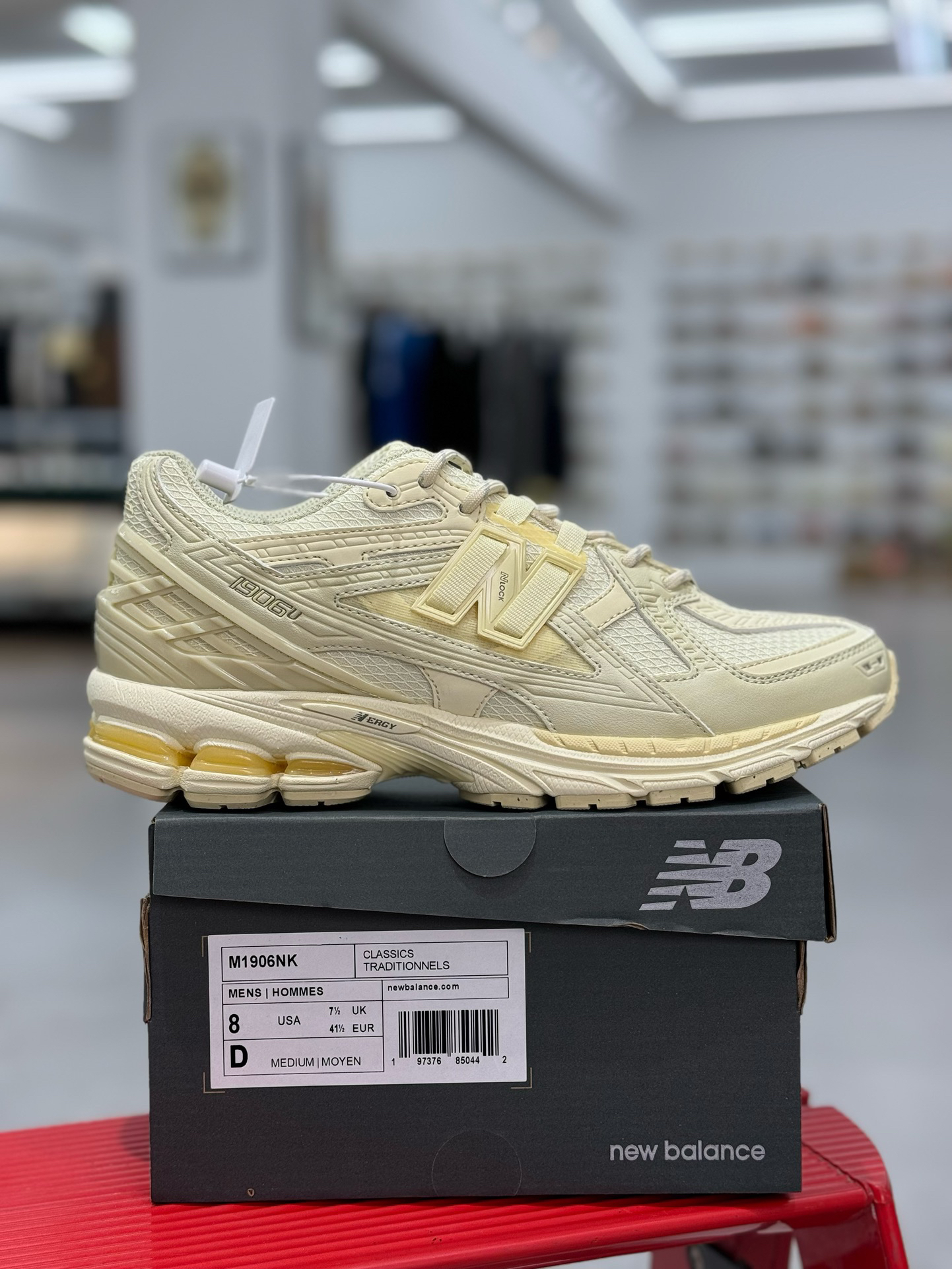New Balance Sneakers-370