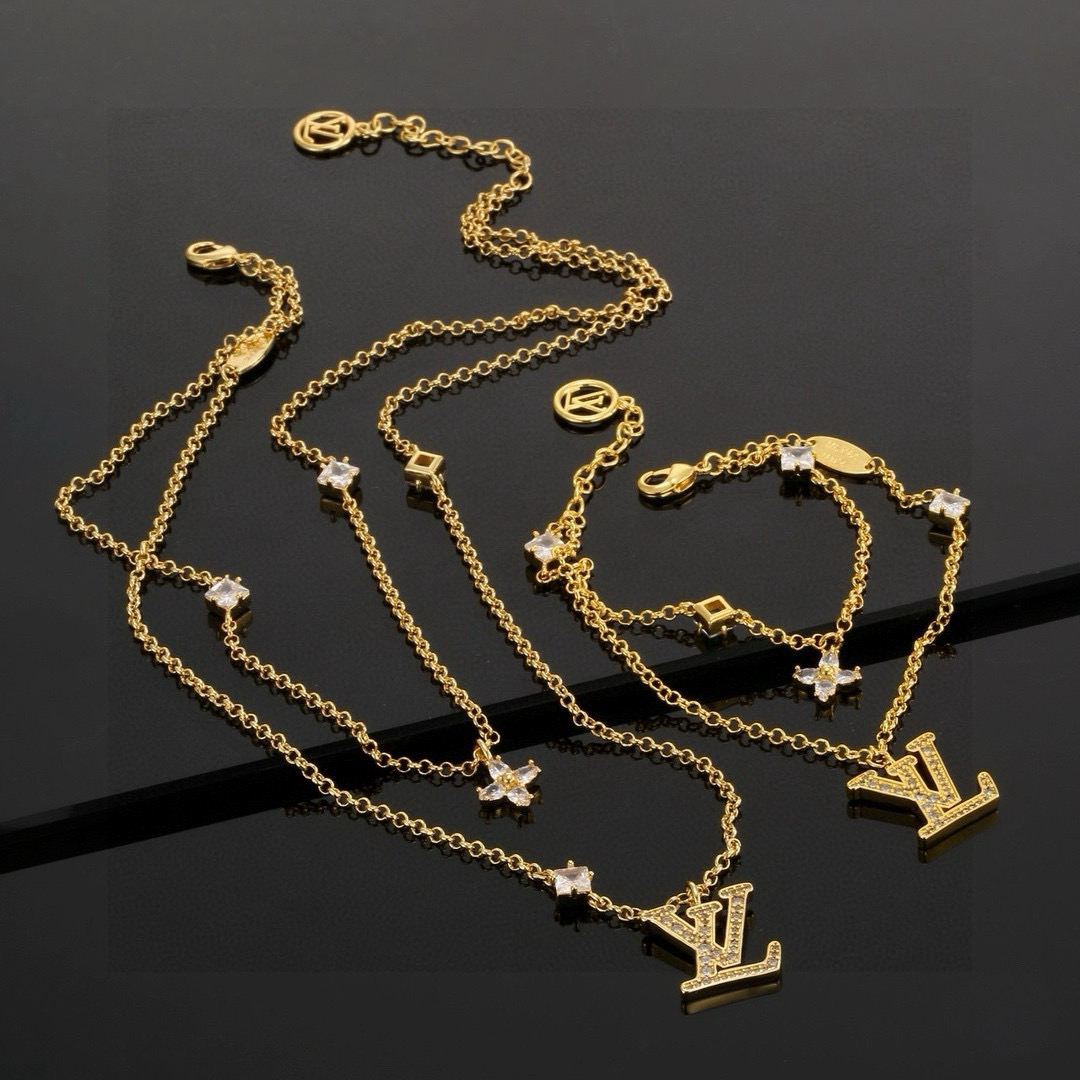 LV necklace-55