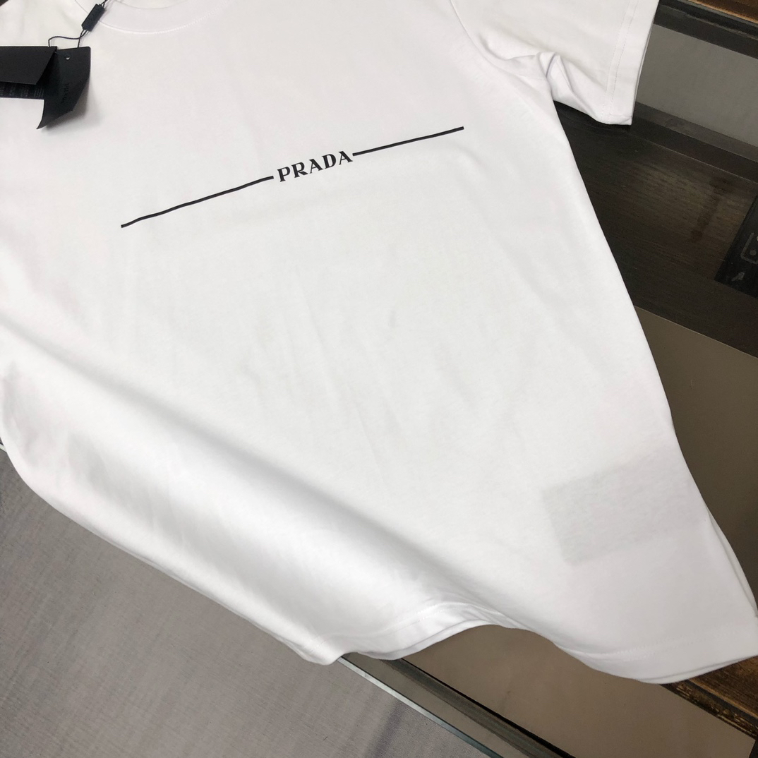 Prada clothing-271