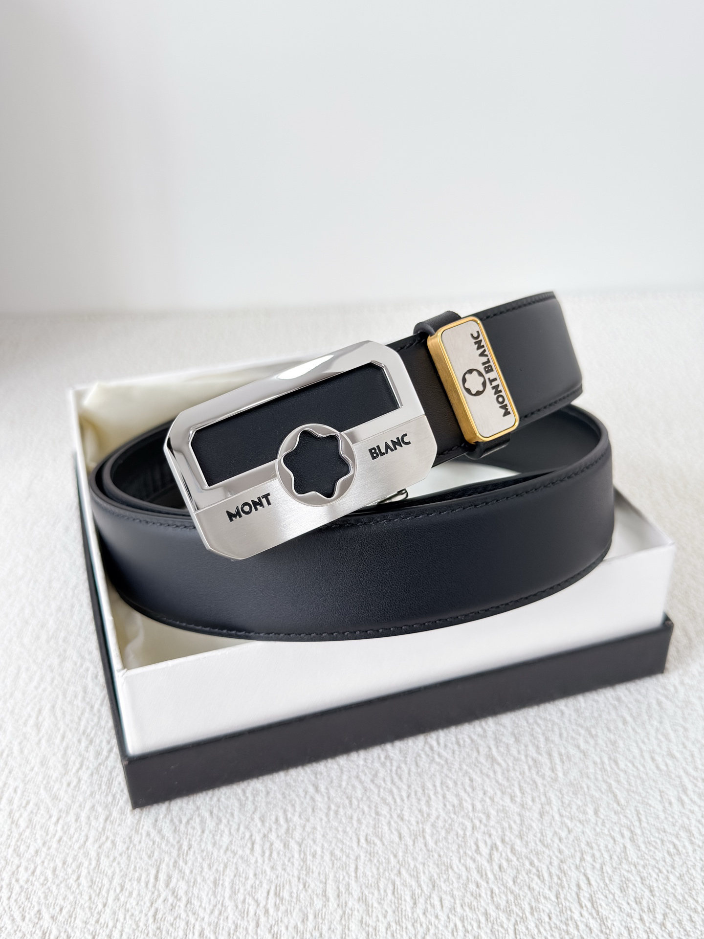 Montblanc belt-79
