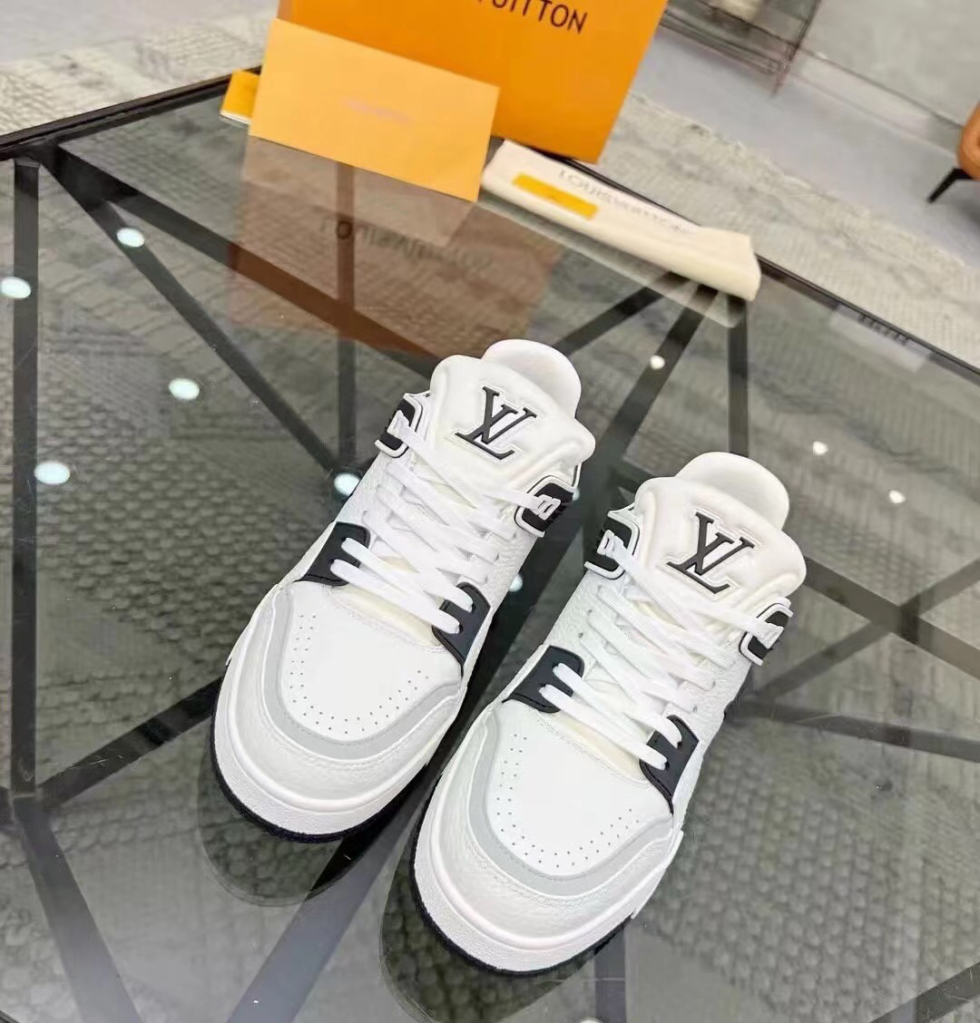 Lv Sneakers-41