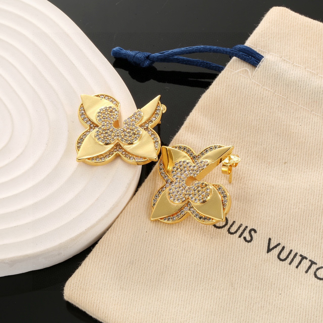 LV earrings-4
