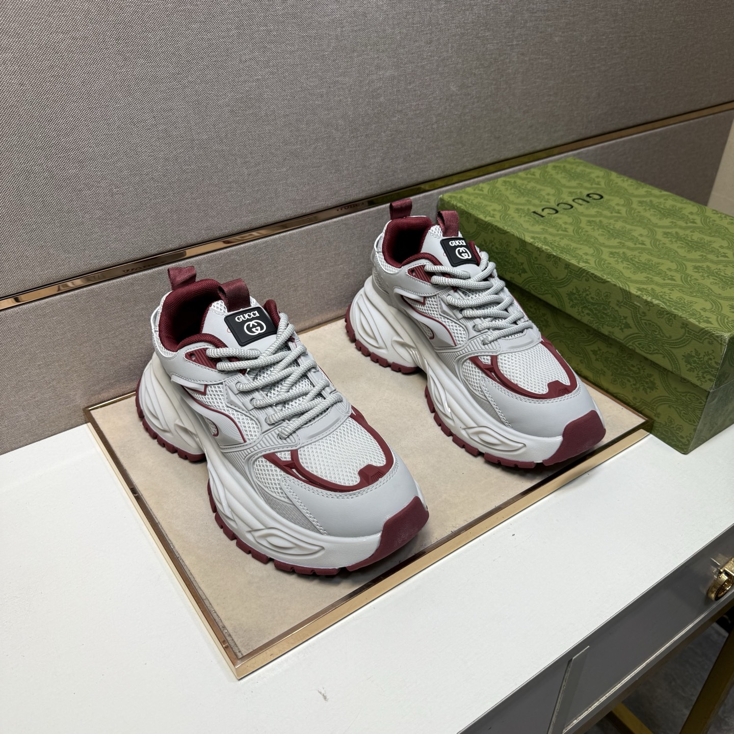 Gucci Sneakers-143