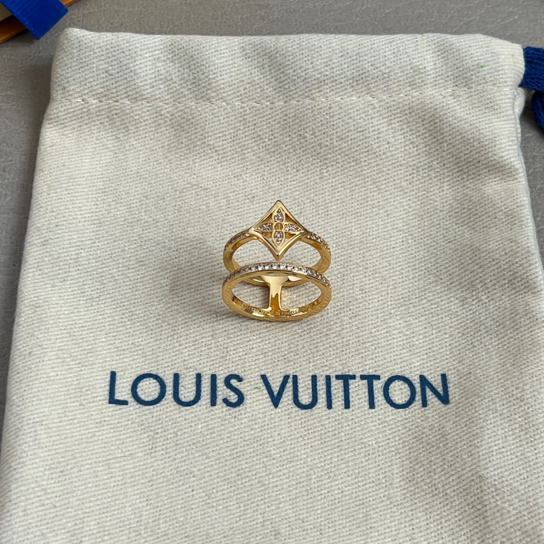 LV ring-31