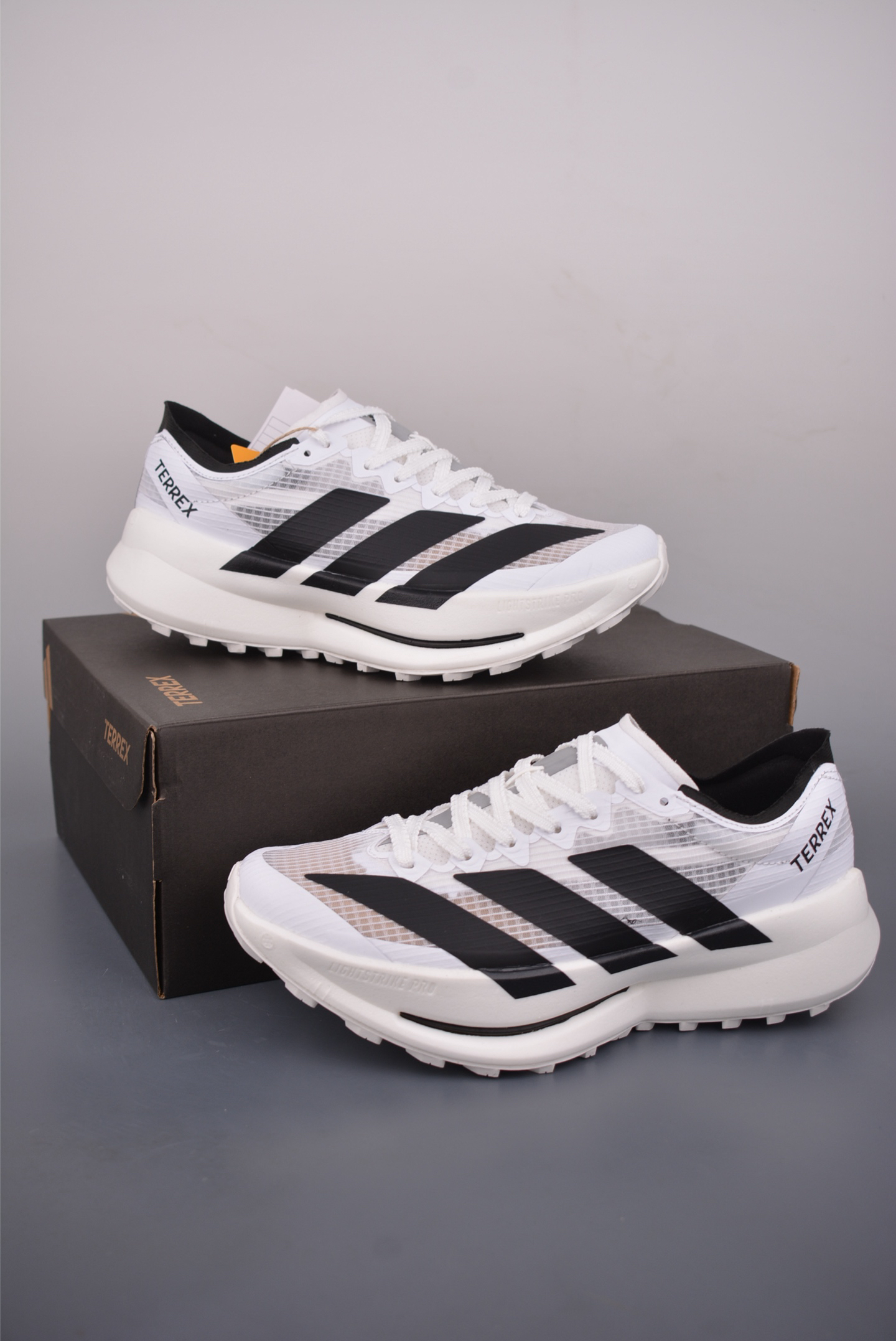Adidas Sneakers-185