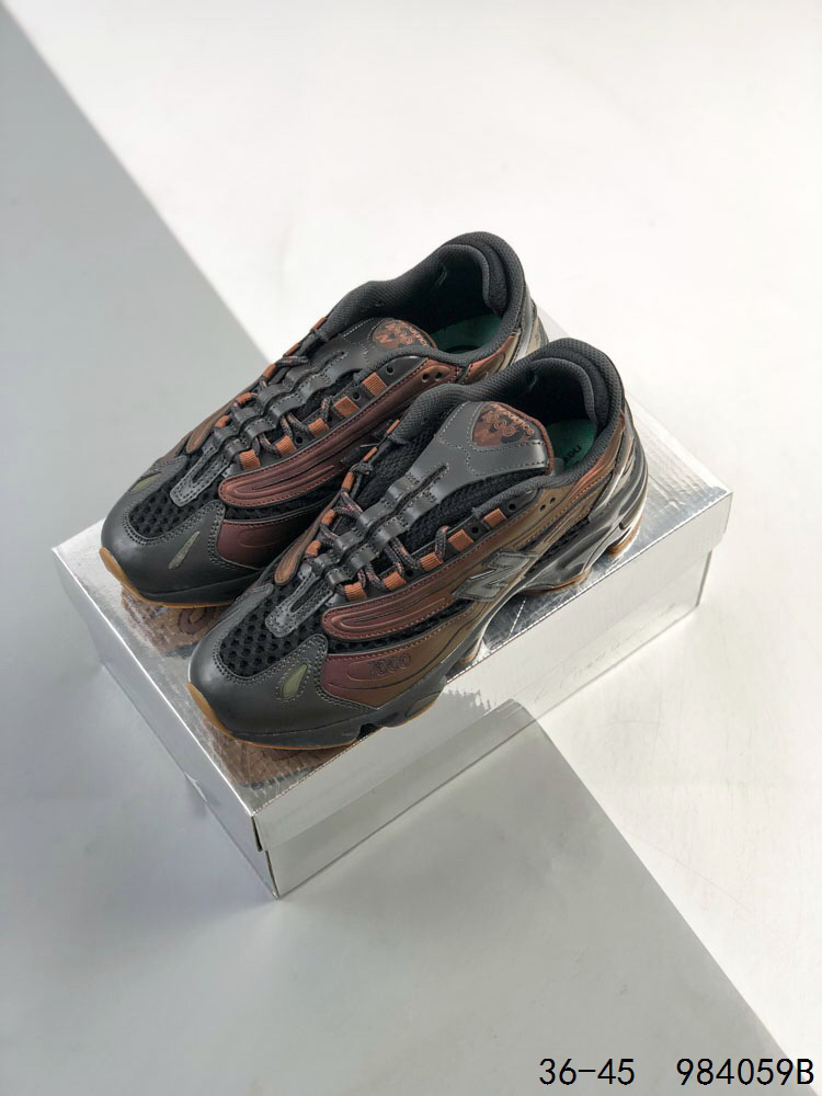 New Balance Sneakers-382