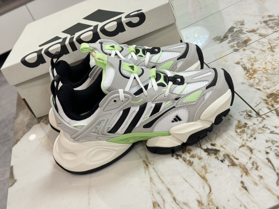 Adidas Sneakers-131
