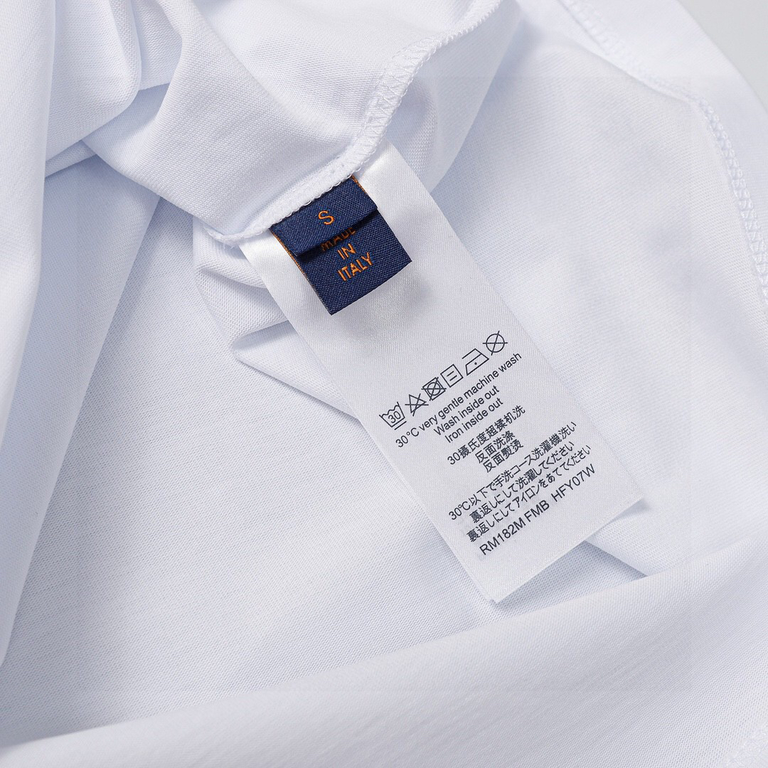 LV clothing-49