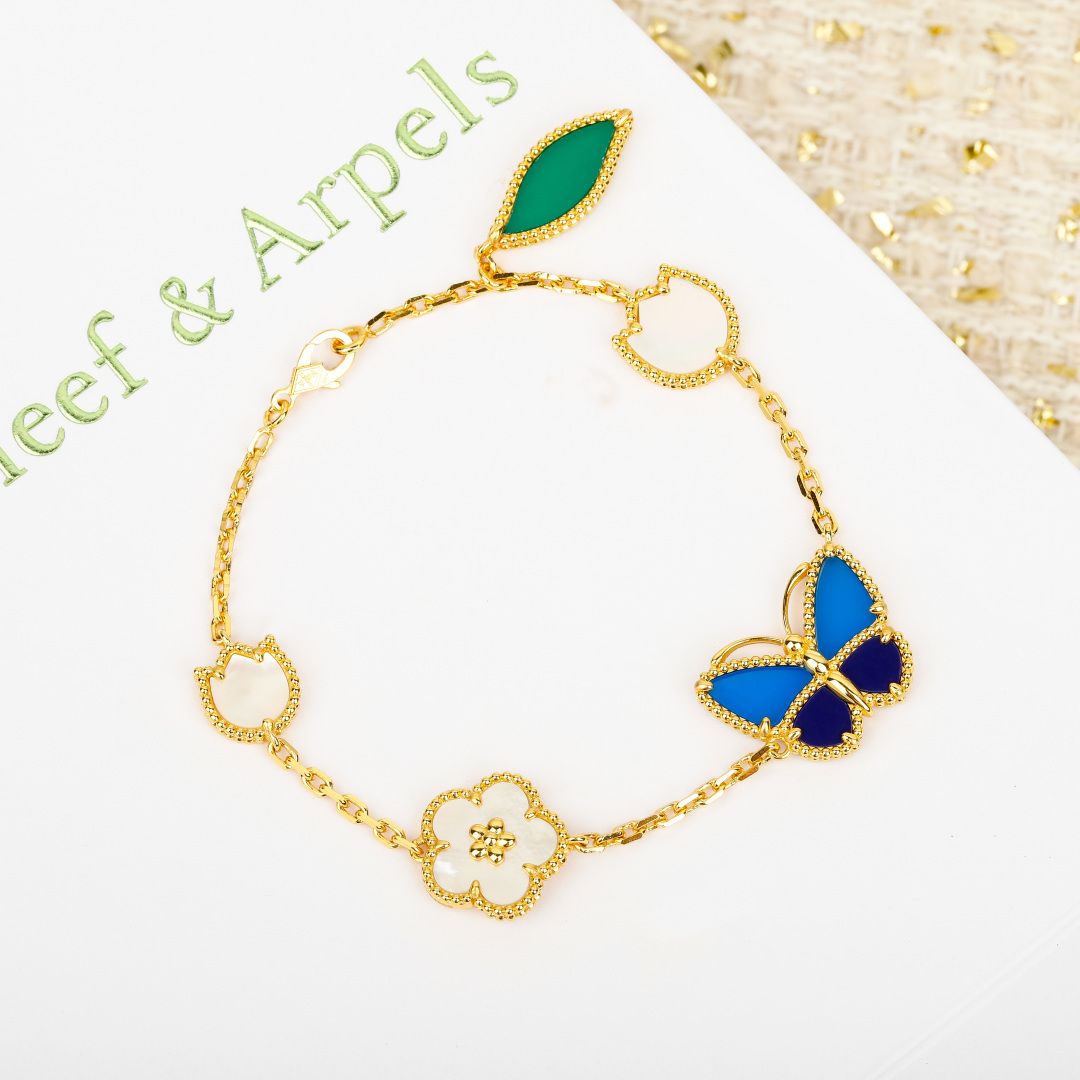 Van Cleef & Arpels Bracelet-8