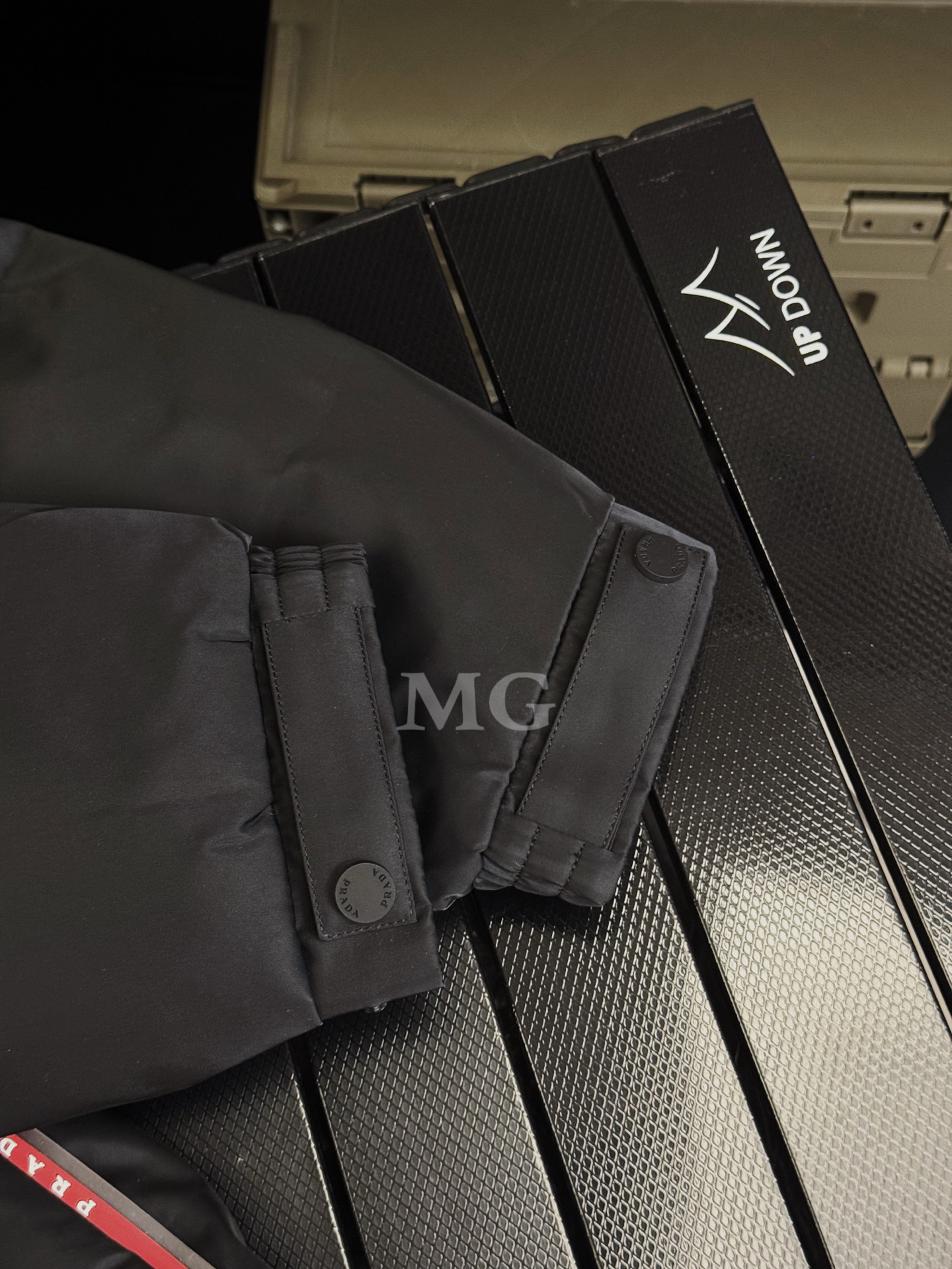 Prada Clothing-283