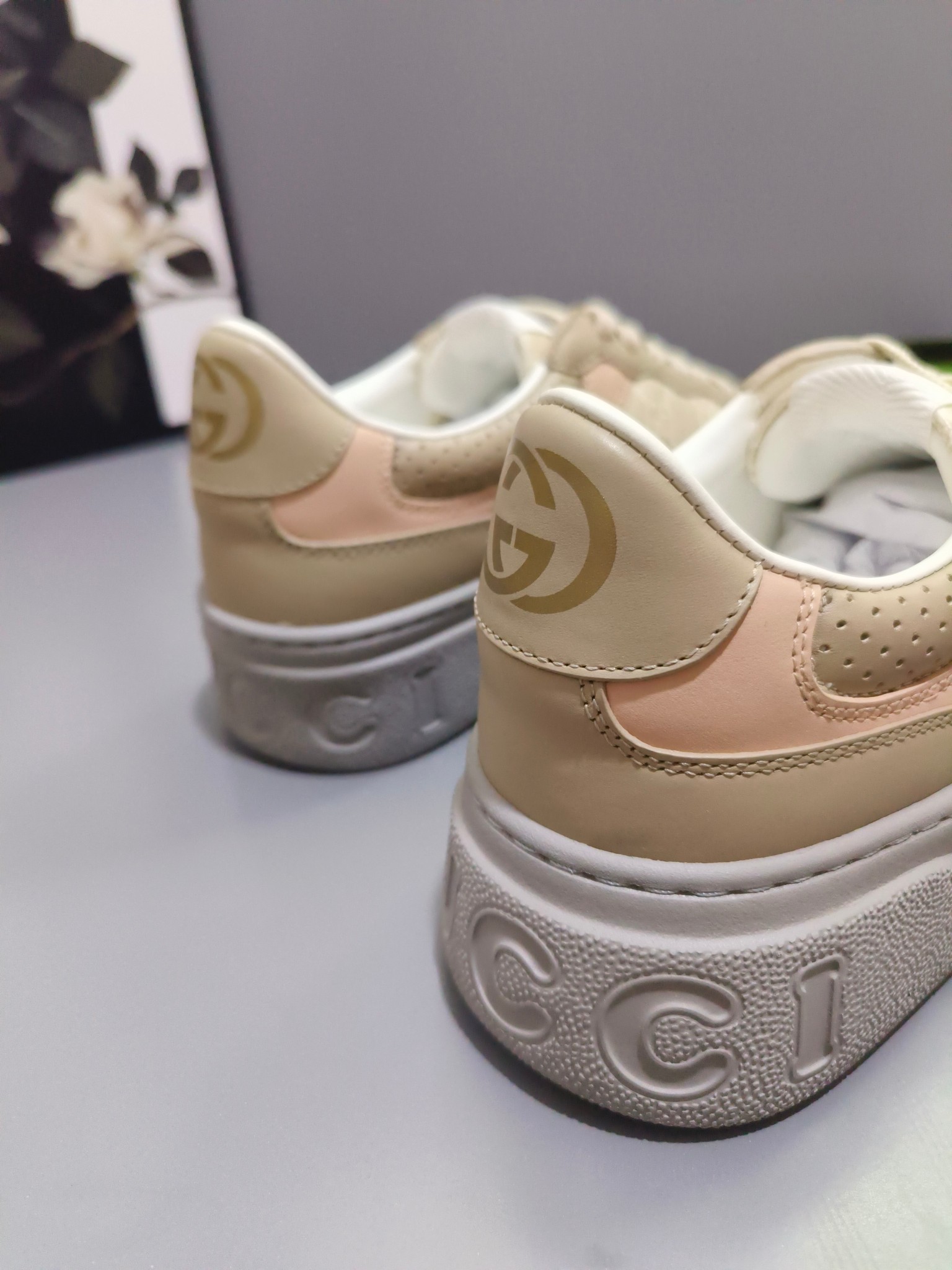 Gucci Sneakers-133