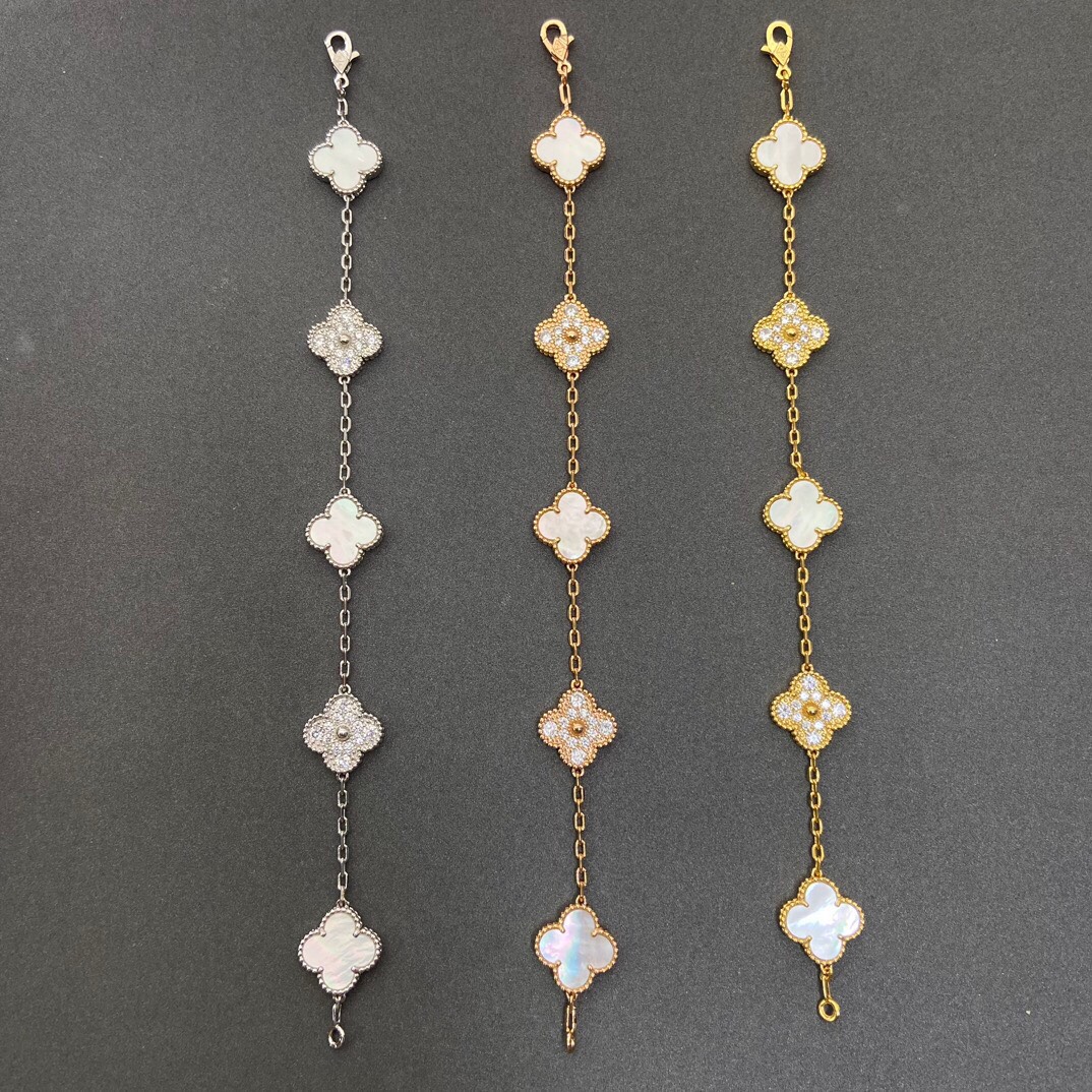 Van Cleef & Arpels Bracelet-11