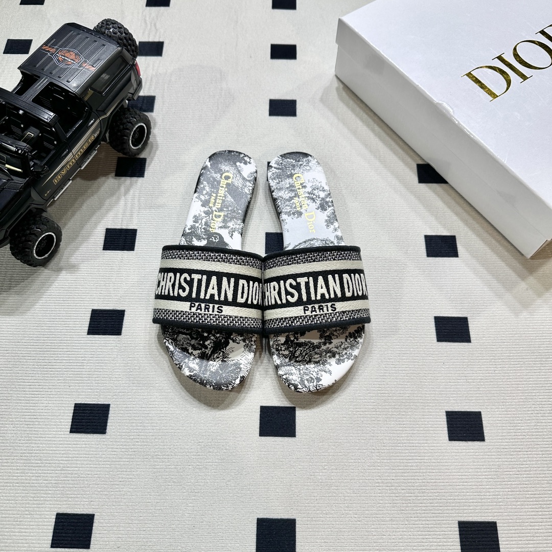 Dior Summer footwear