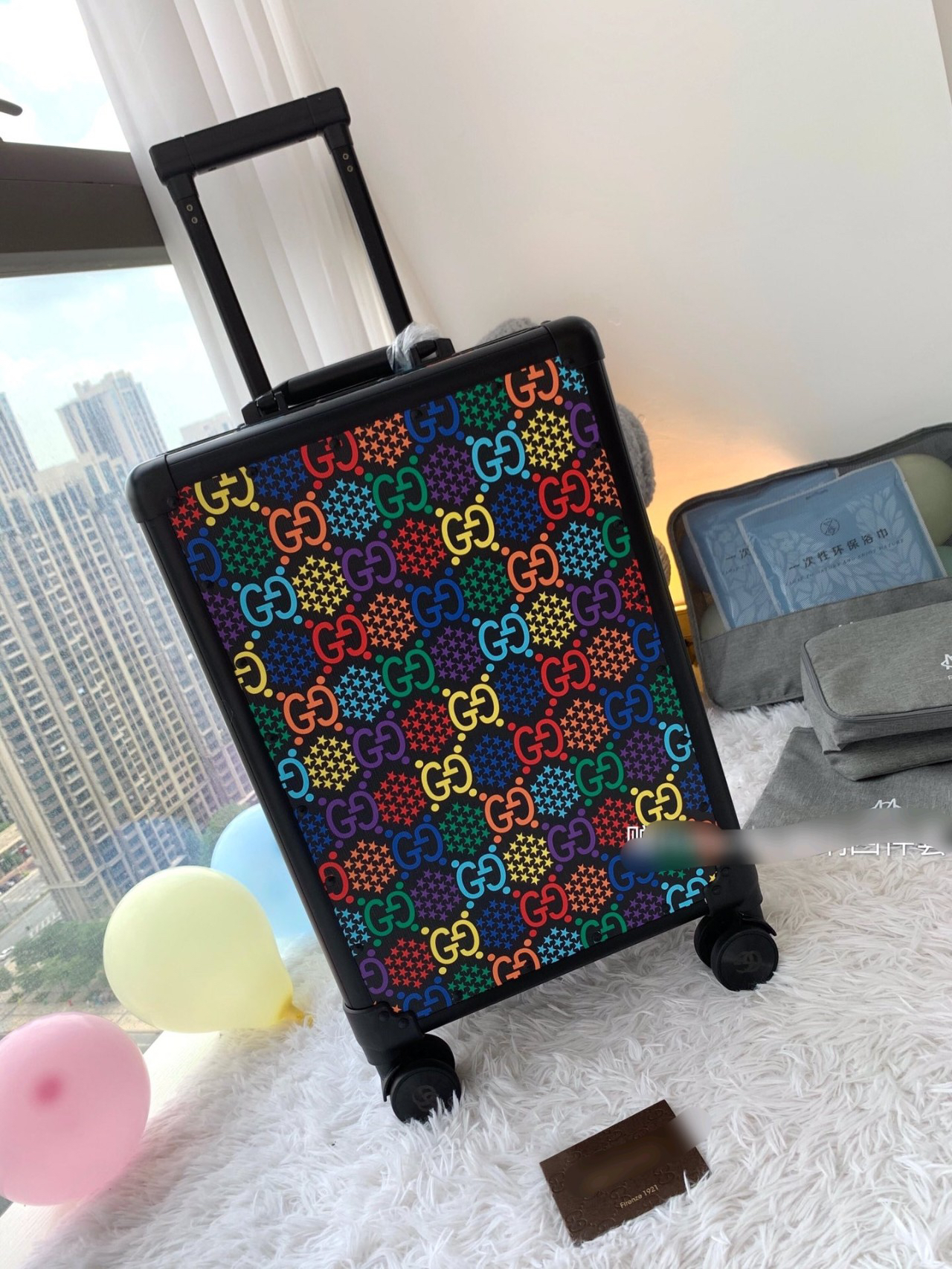 Gucci luggage-27