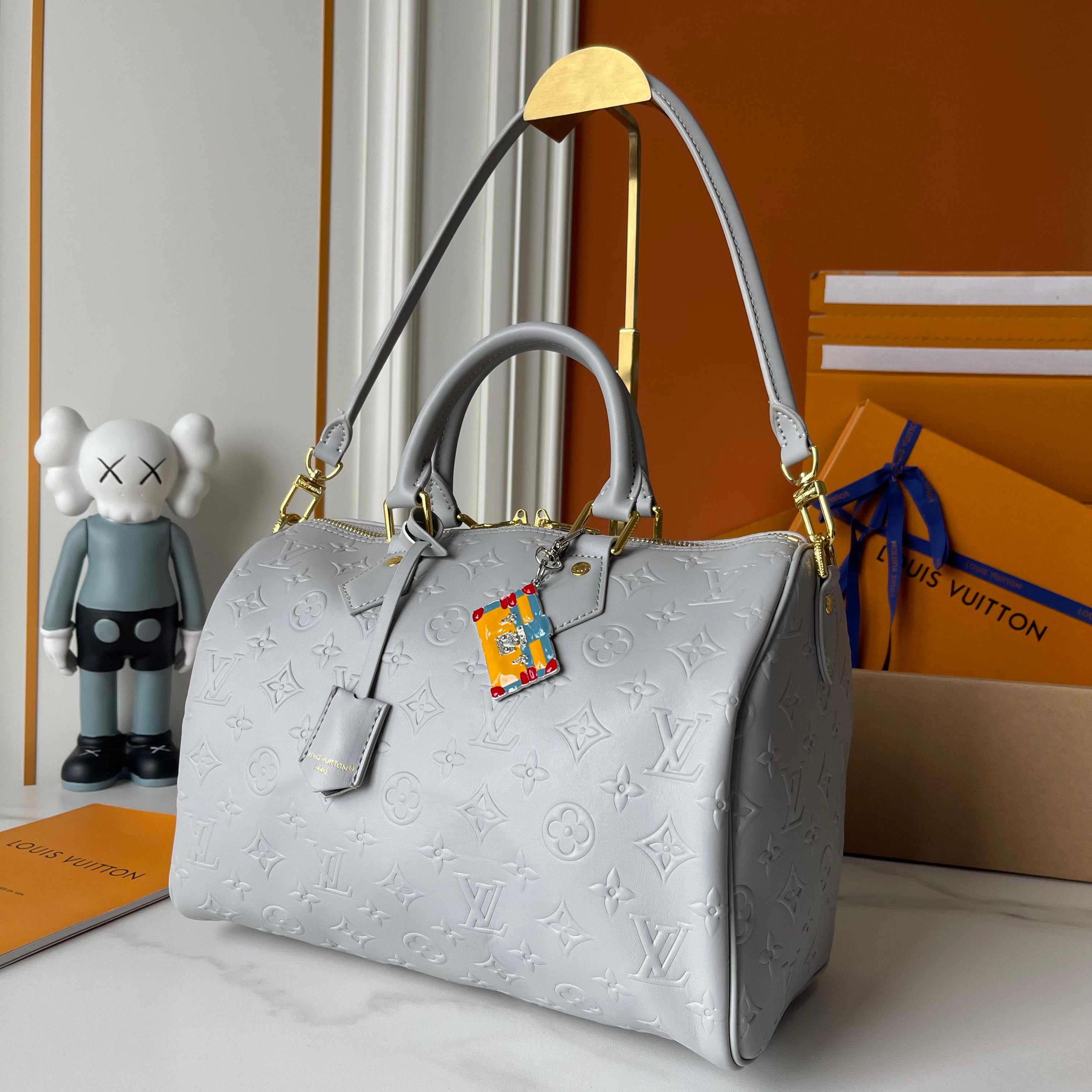 Louis Vuitton Hot New Product-128