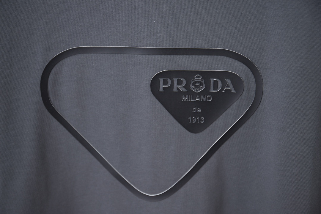 Prada clothing-237