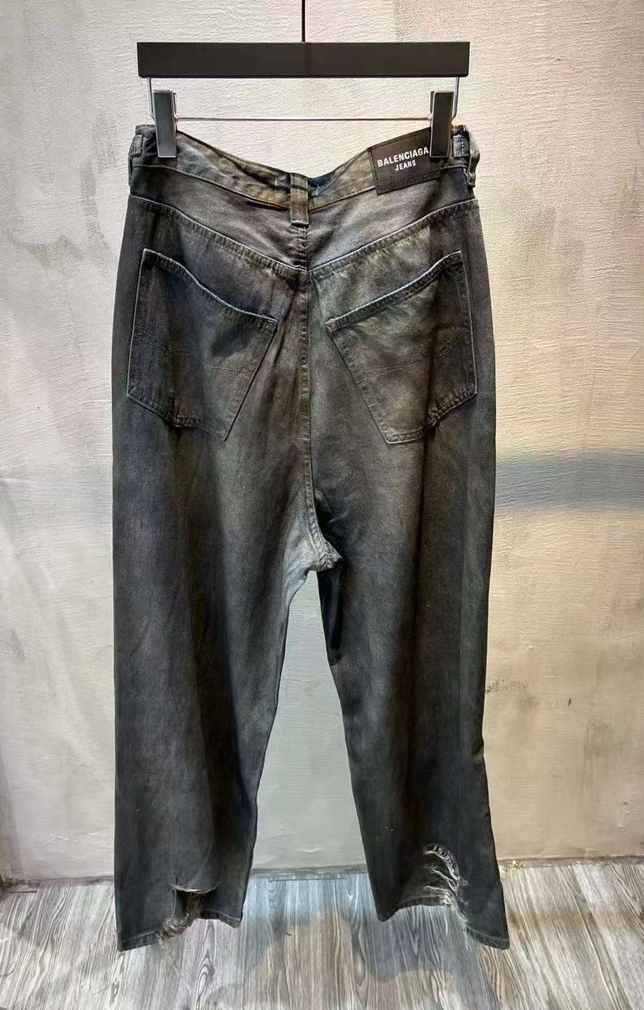 Balenciaga clothing-112