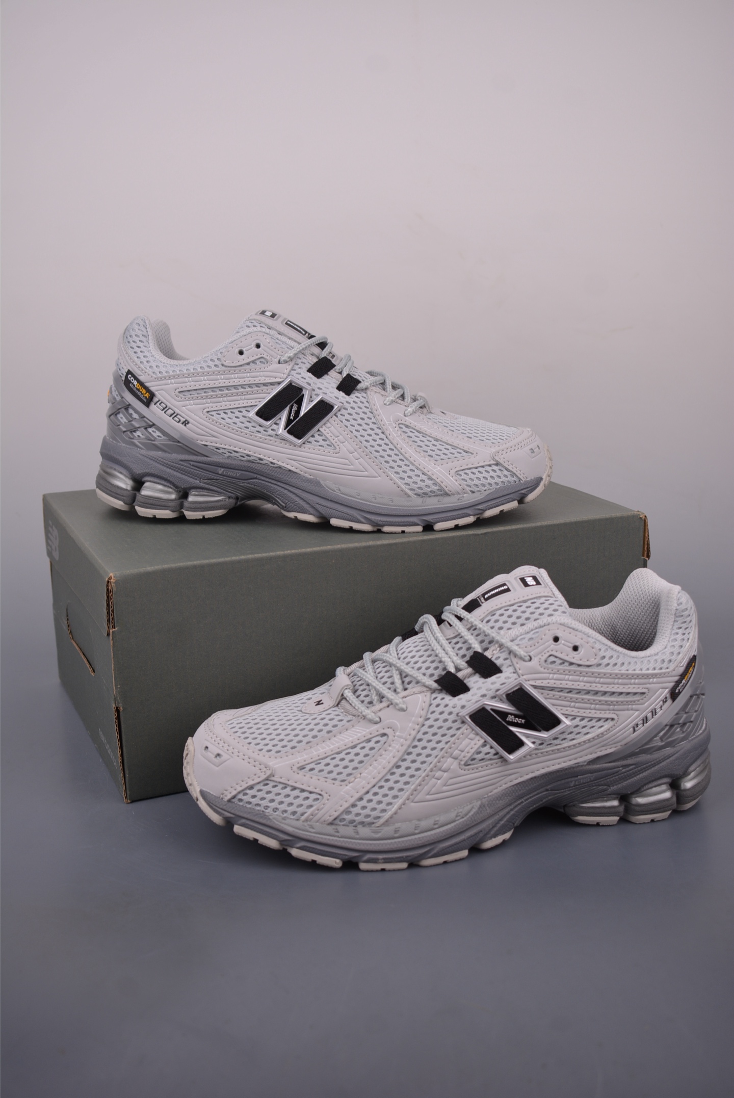 New Balance Sneakers-177