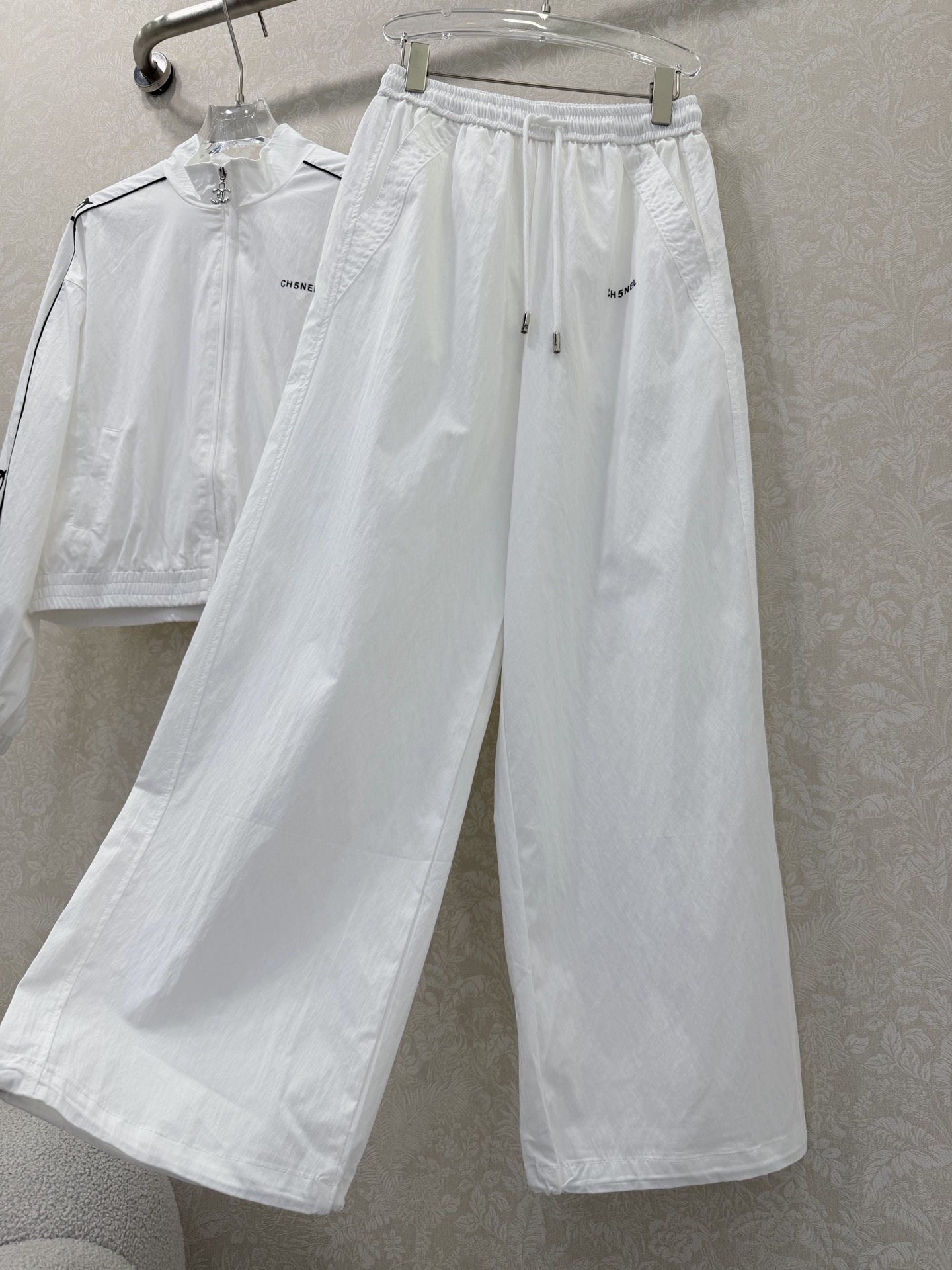 Chanel Clothing-164