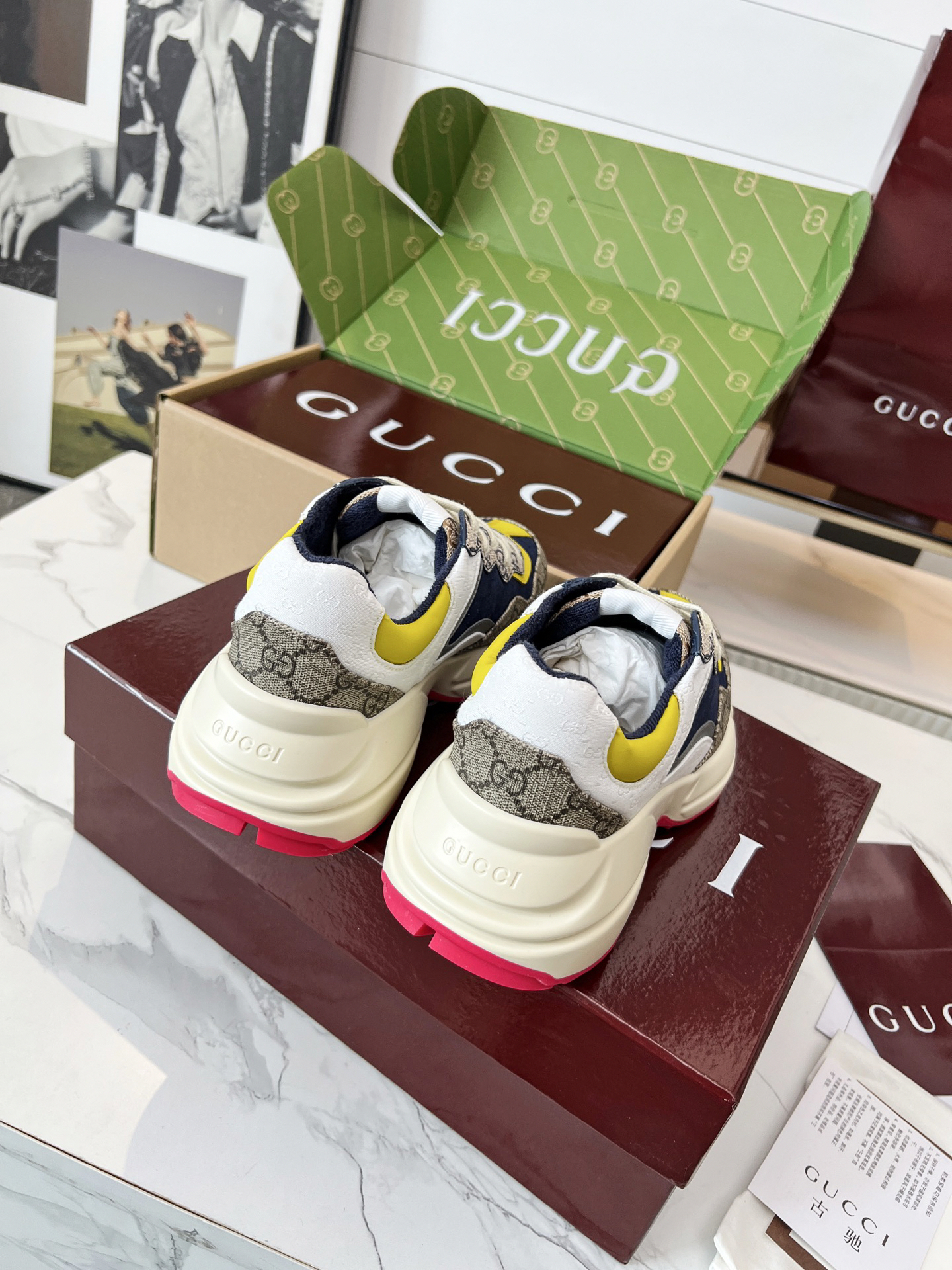 Gucci Sneakers-112
