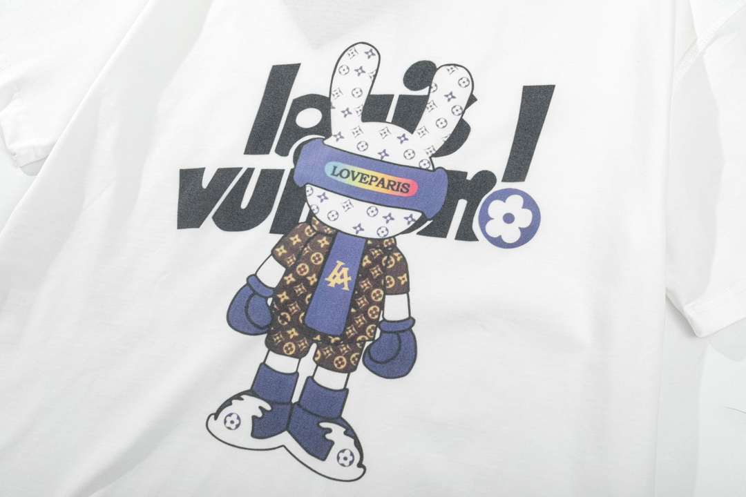LV clothing-253