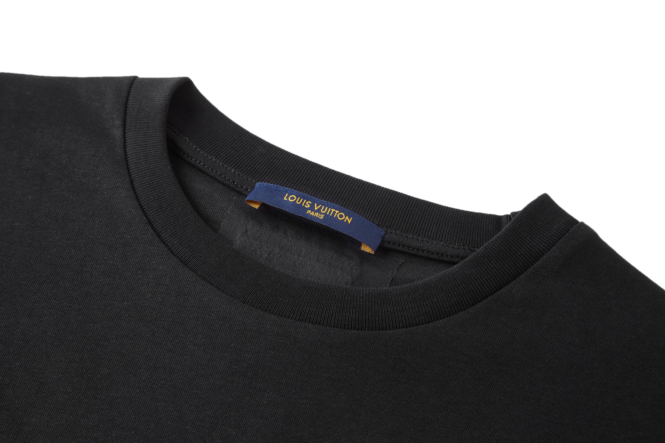 LV clothing-193