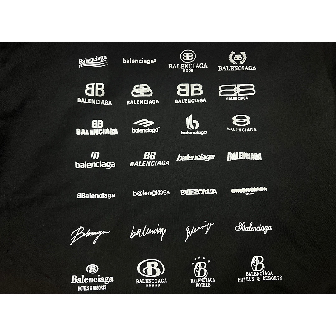 Balenciaga clothing-143