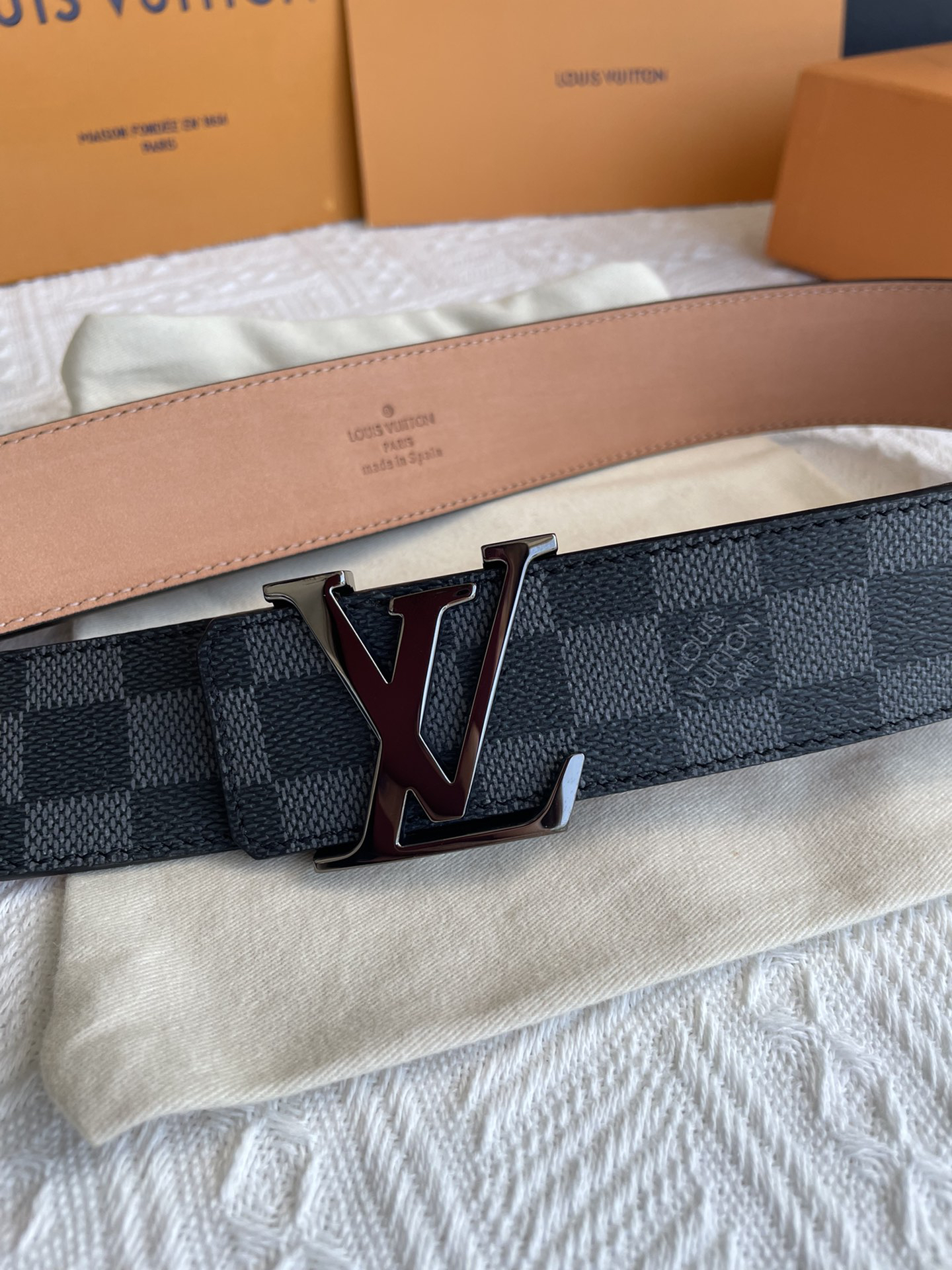 Lv belt-123