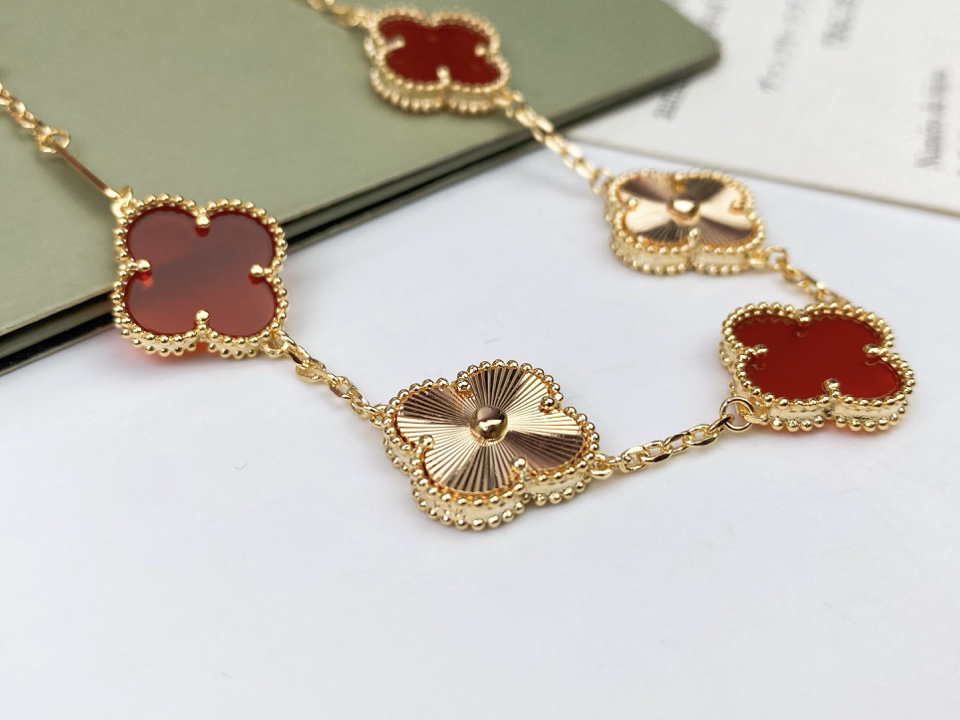 Van Cleef & Arpels Bracelet-61