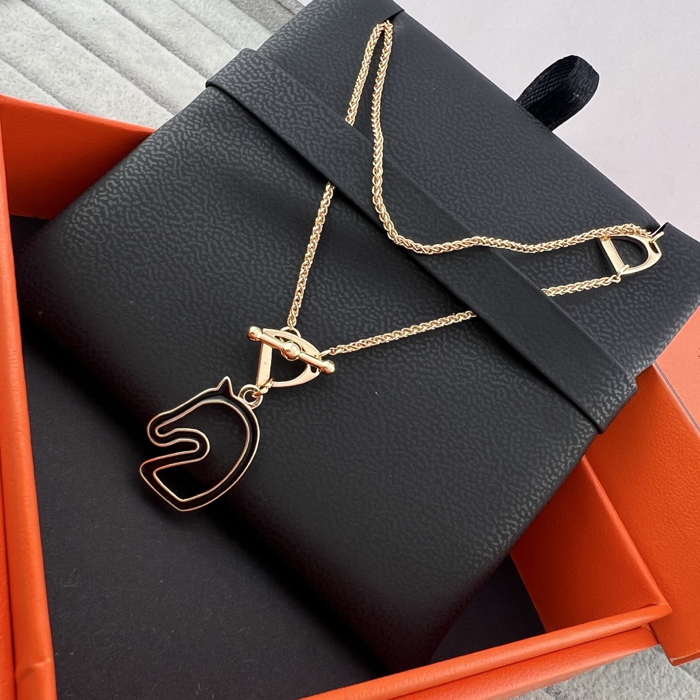 Hermes necklace-56