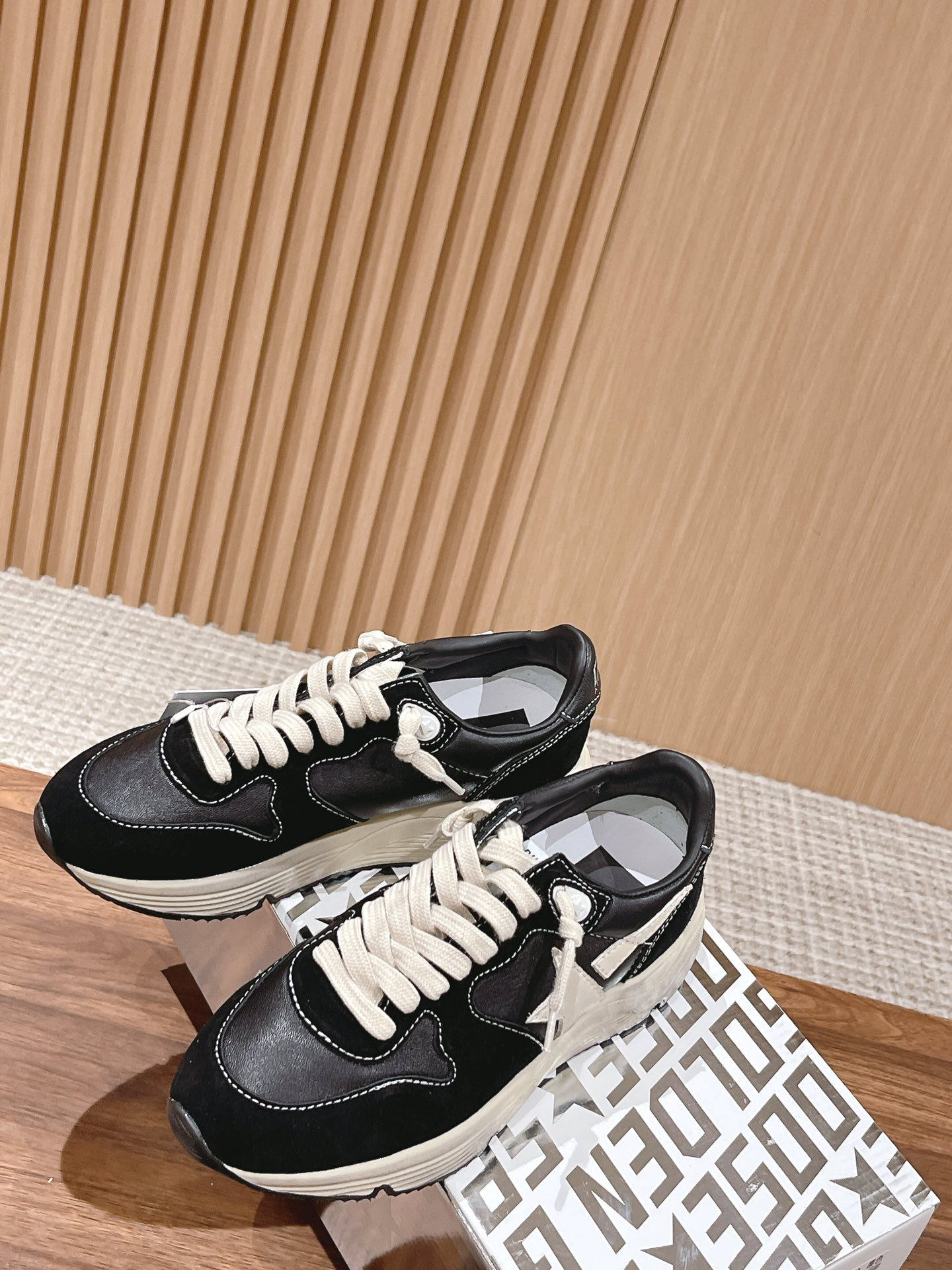 Golden Goose Sneakers-38