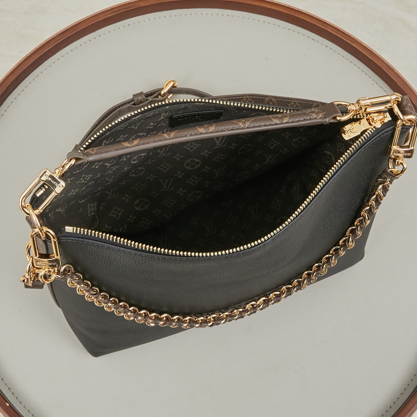 Louis Vuitton Hot New Product-14