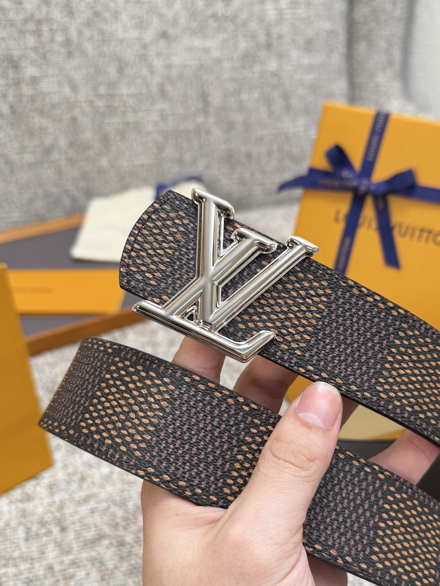 Lv belt-39