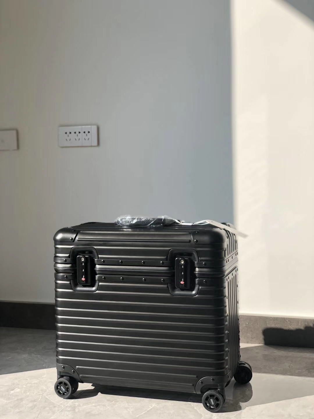 RIMOWA luggage-10
