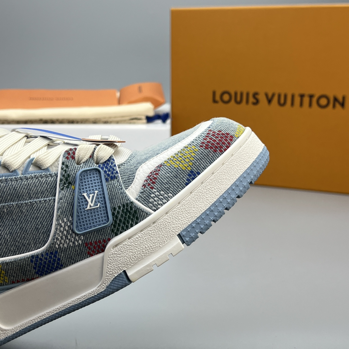 Lv Sneakers-147