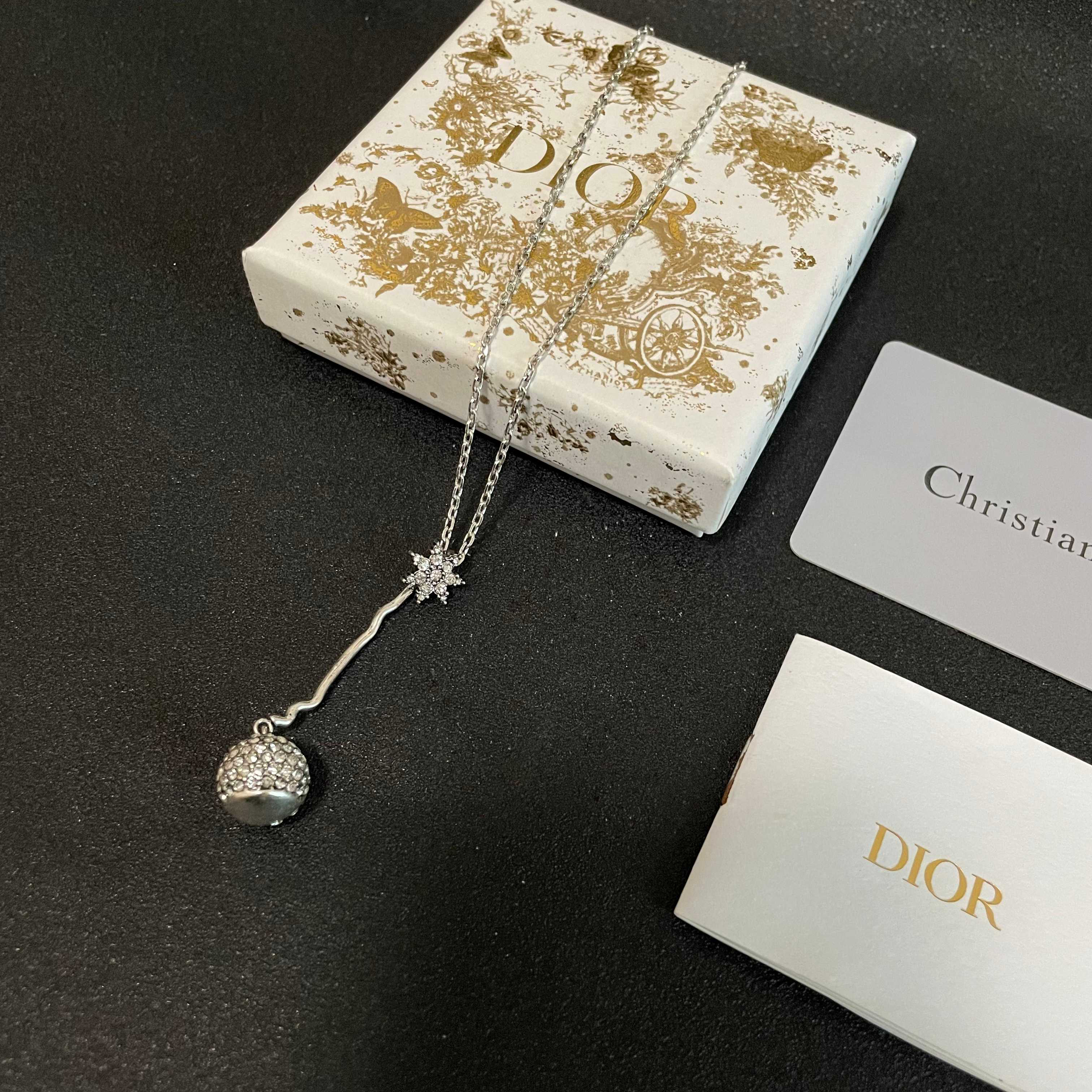 Dior necklace-78