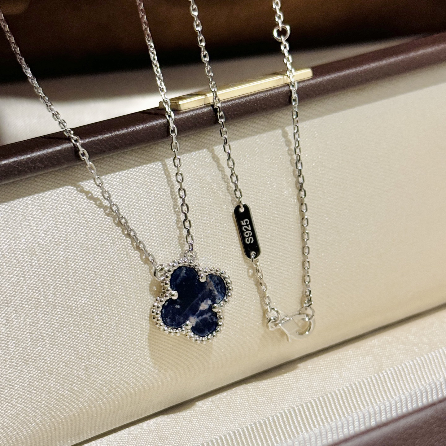 Van Cleef & Arpels necklace-142